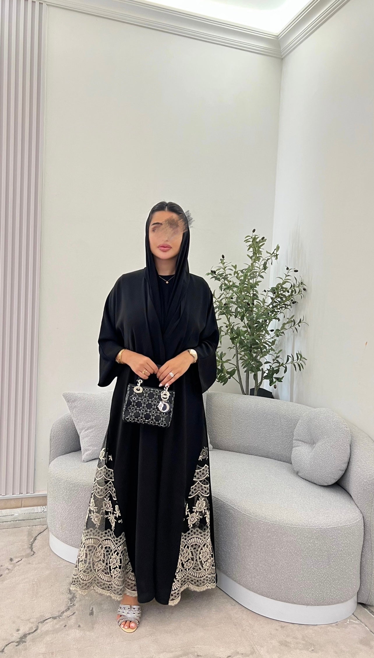 عبايه دانتيل 🤍