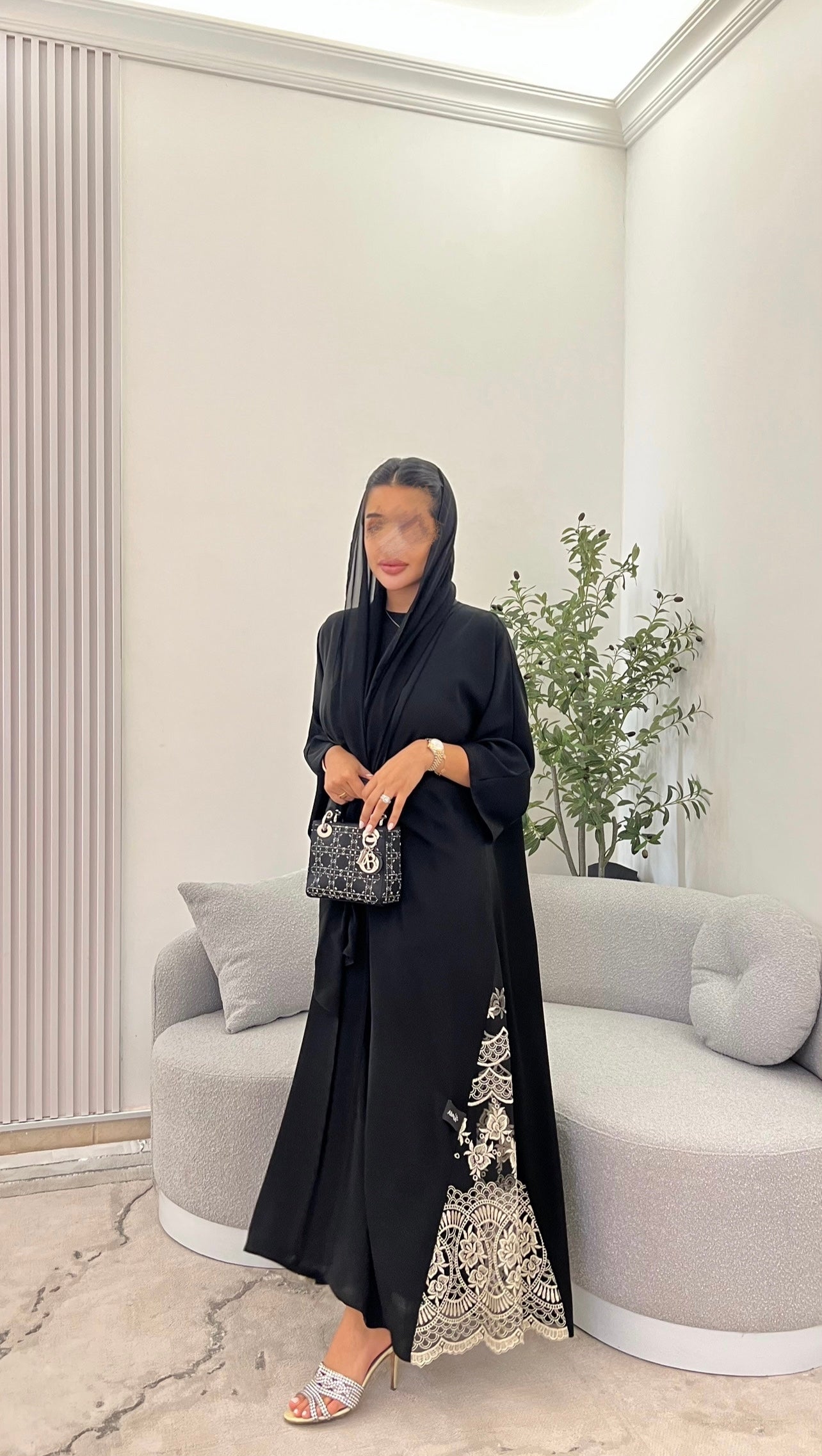 عبايه دانتيل 🤍