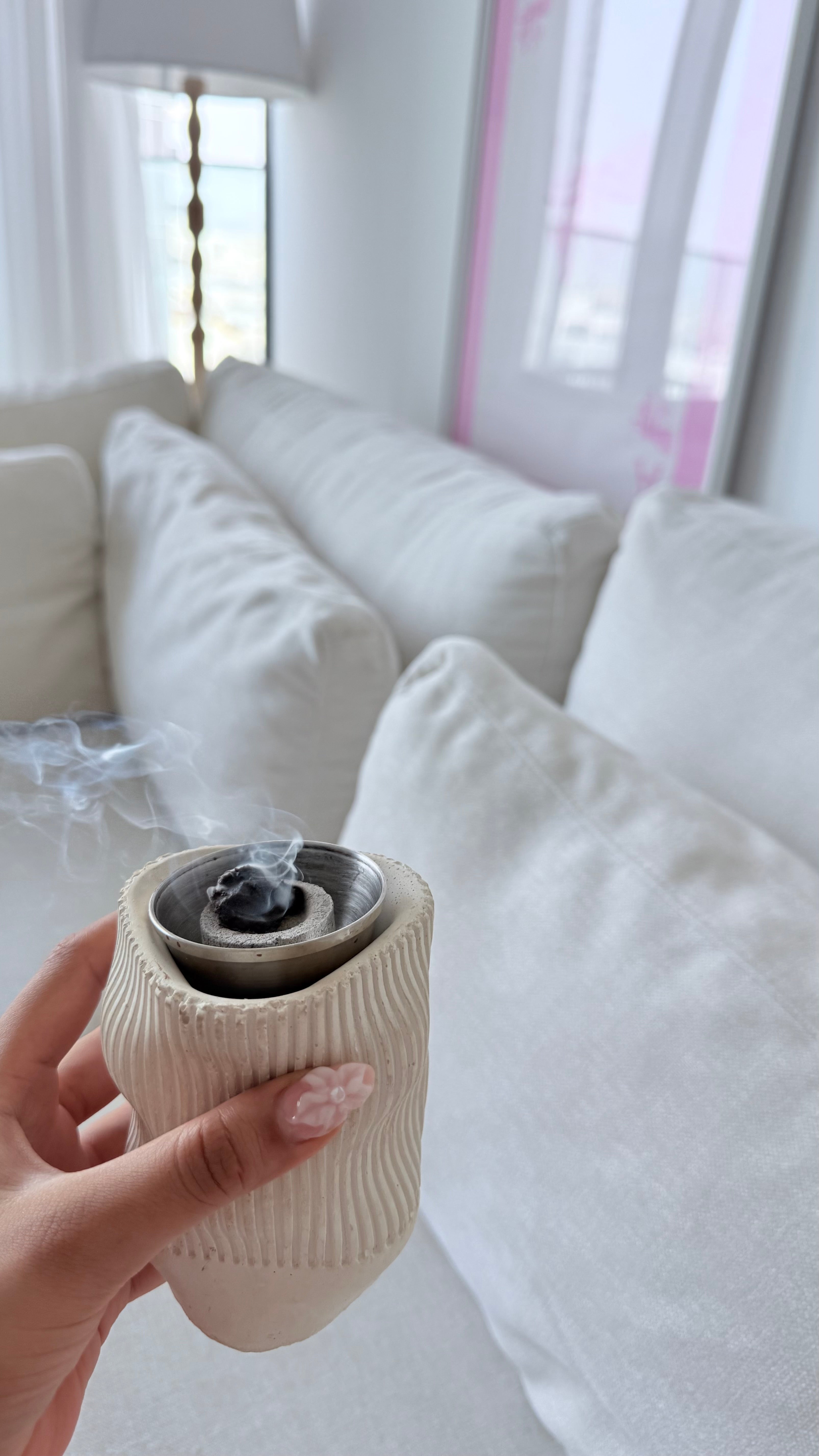 Dkhon amna ( France)