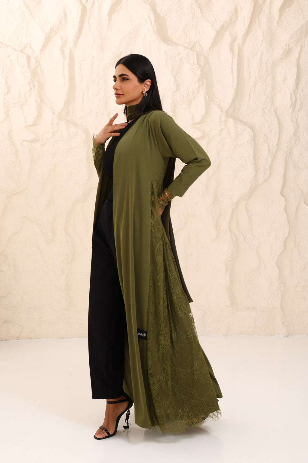 Abaya 36