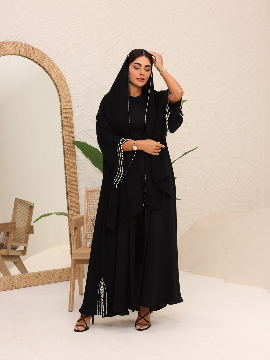 Abaya pearl