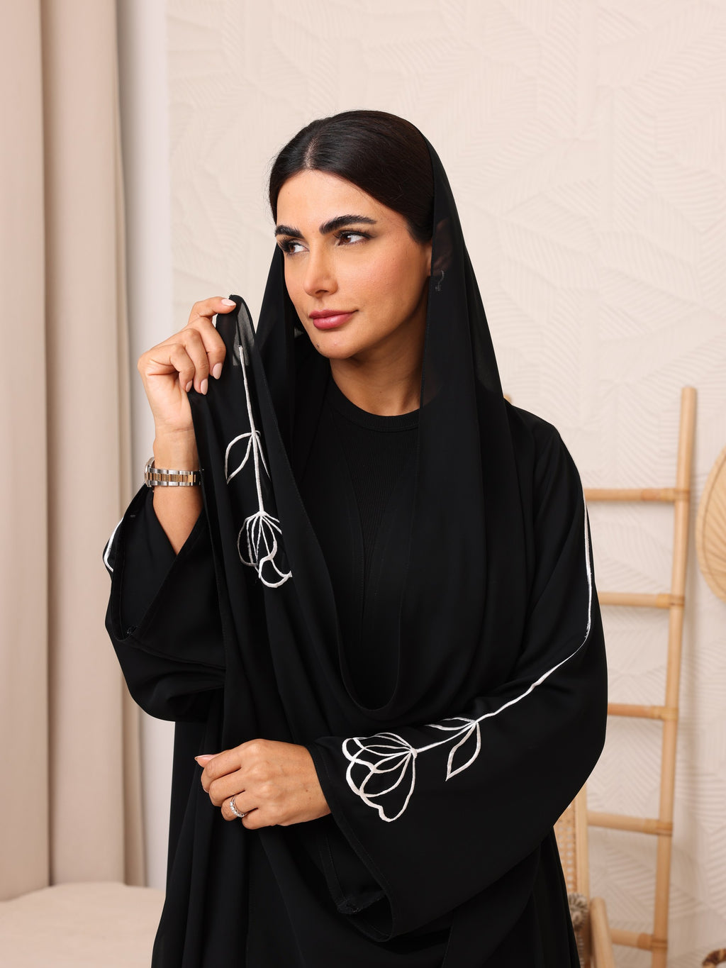 Abaya 119