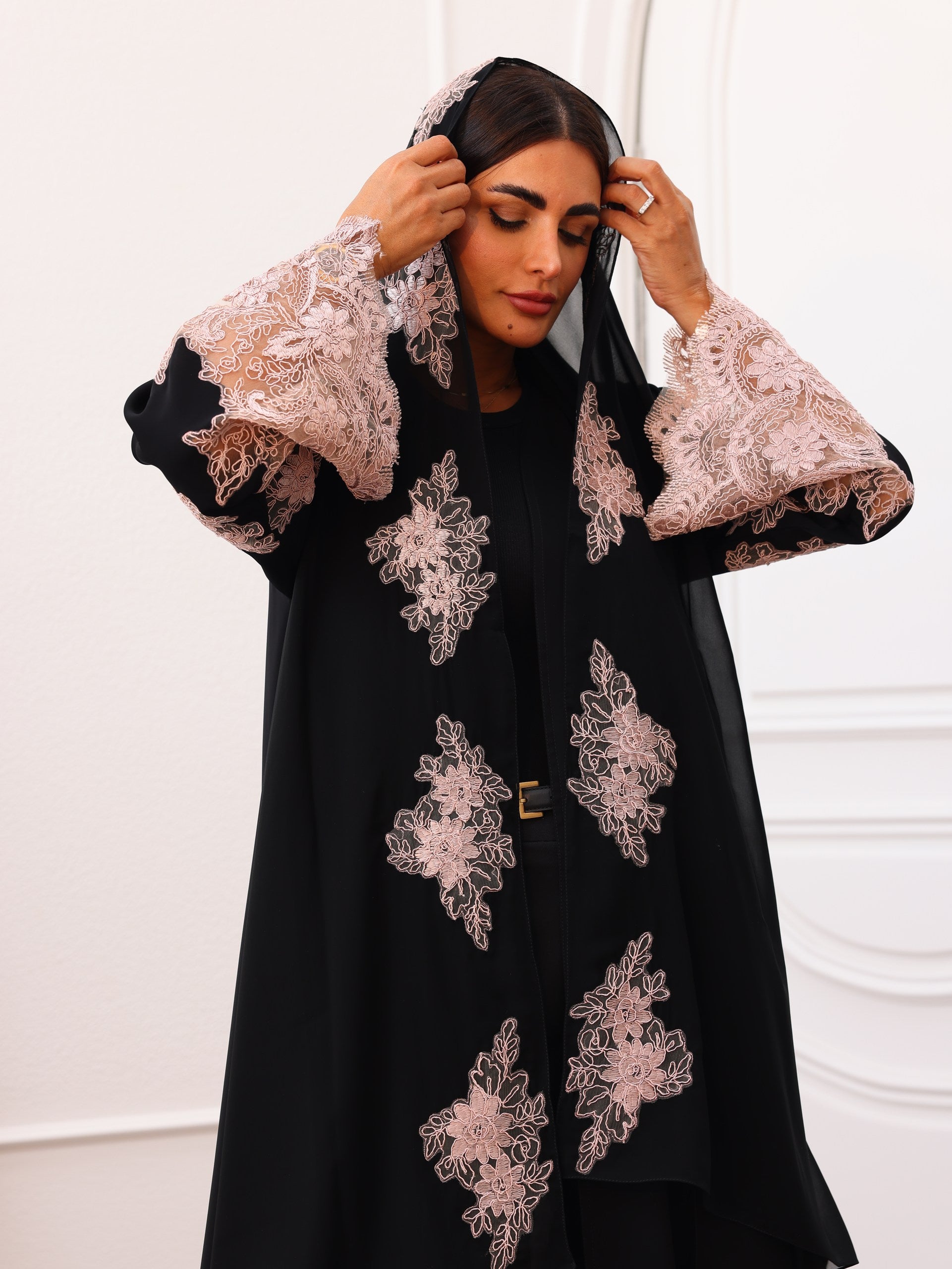 Abaya 210