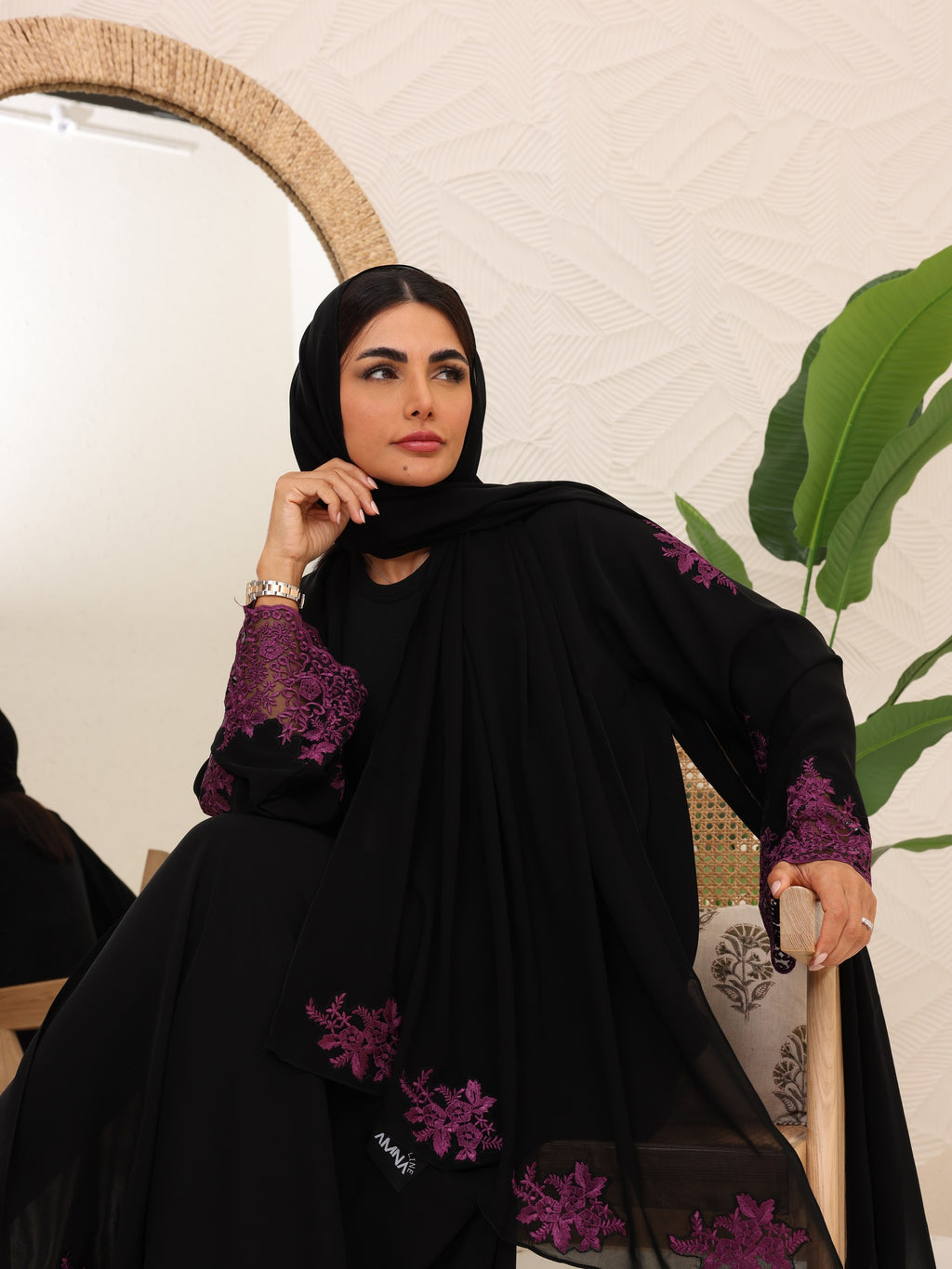 Abaya purple lace