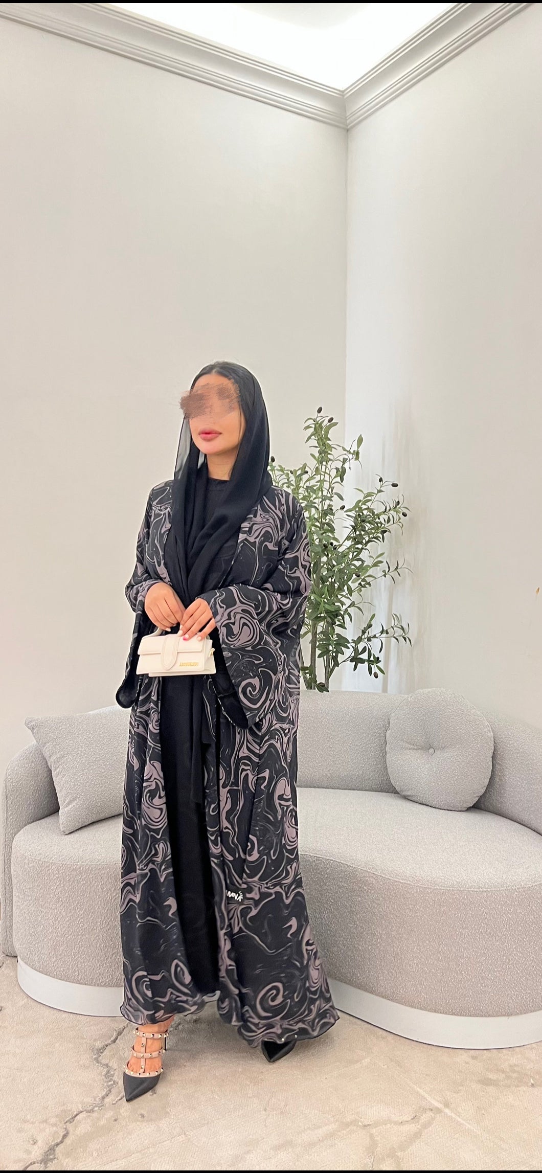 Marble abaya