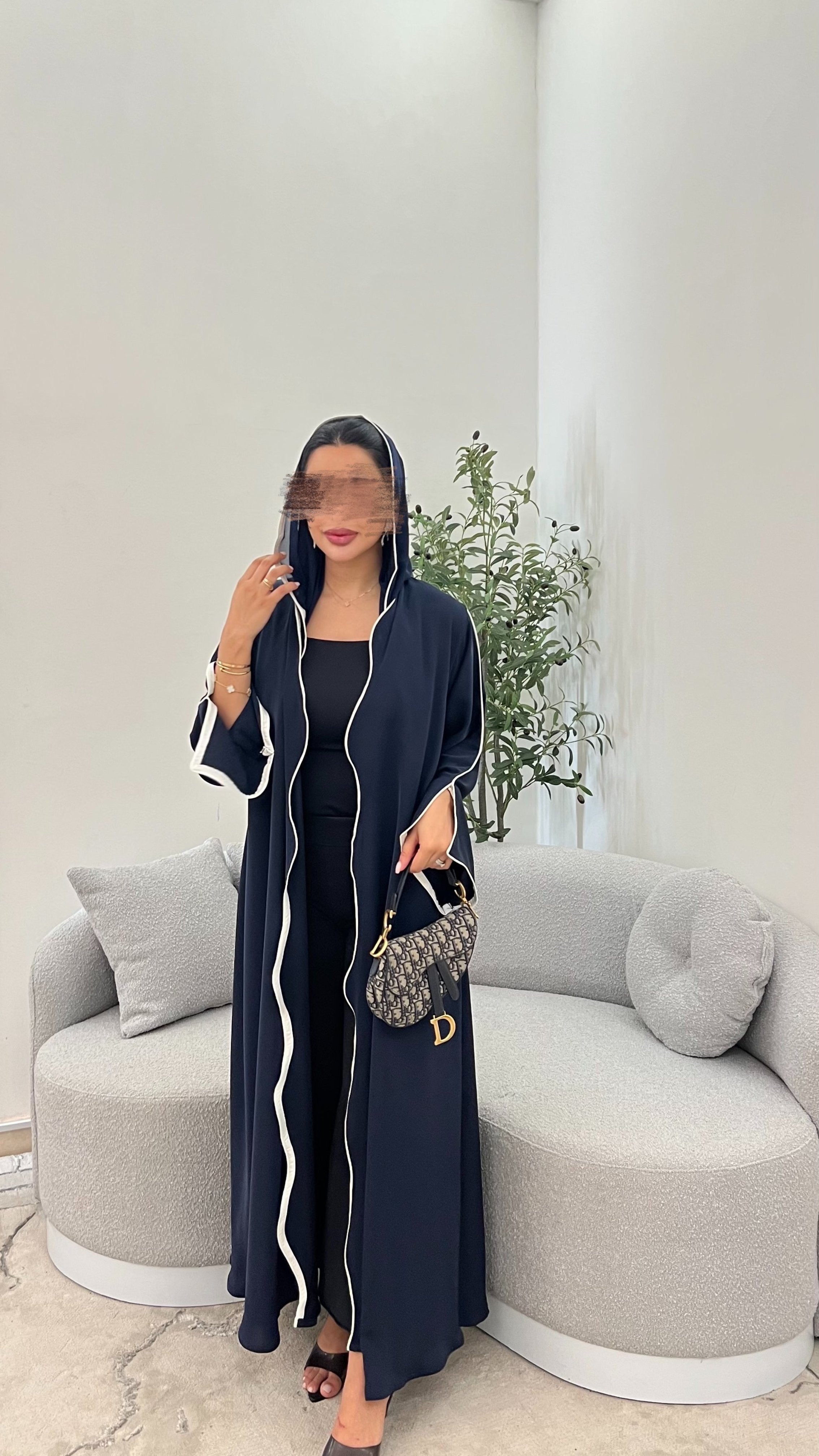 Abaya 37