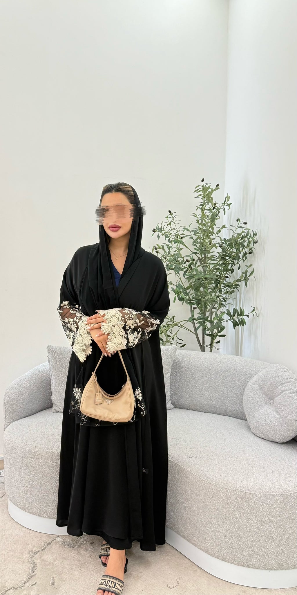 Abaya 83