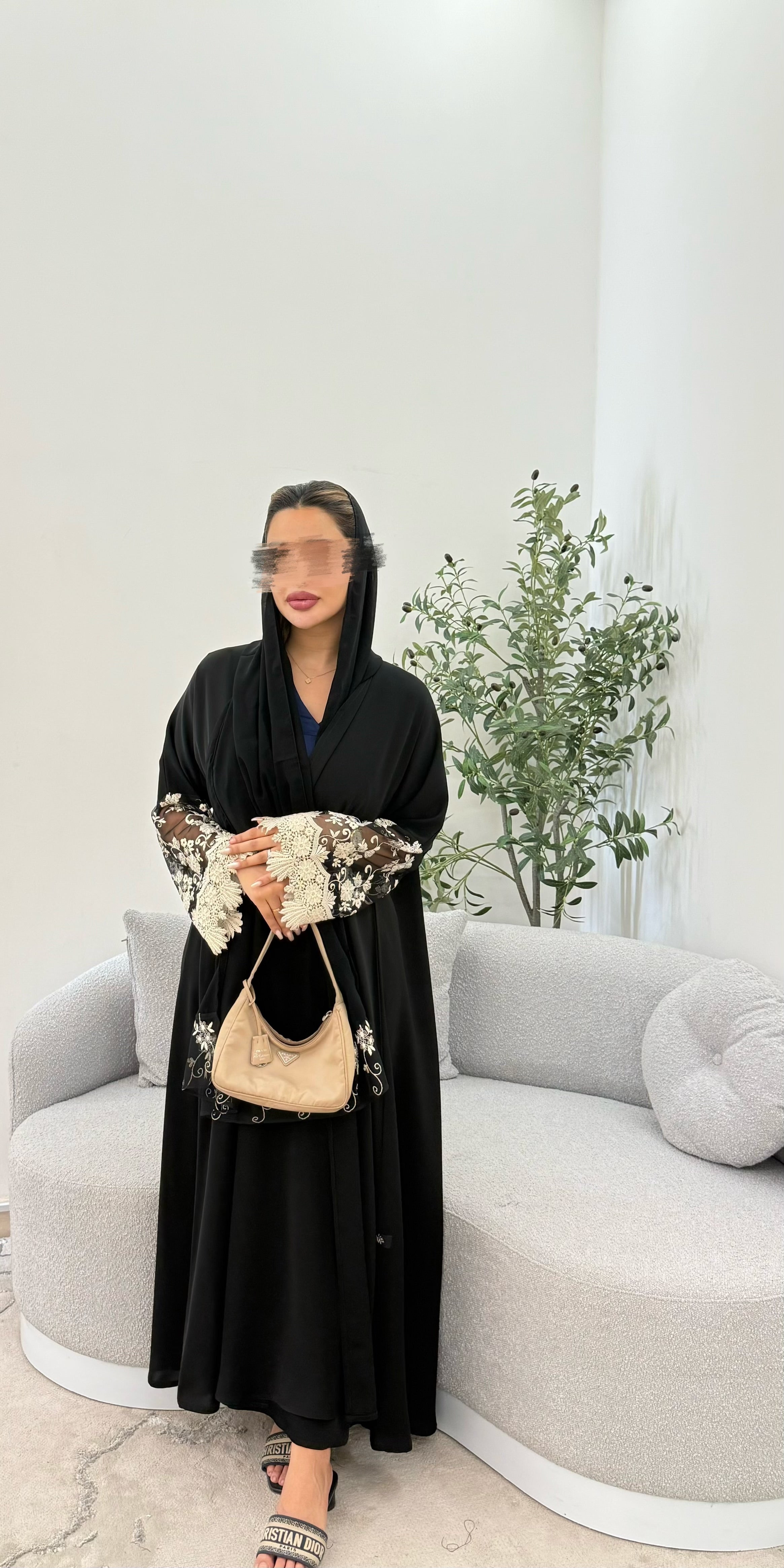 Abaya 83