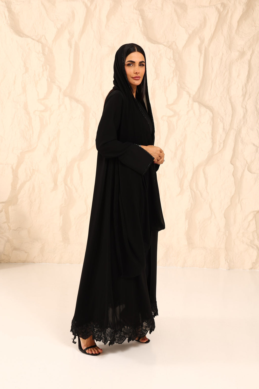 Abaya 47