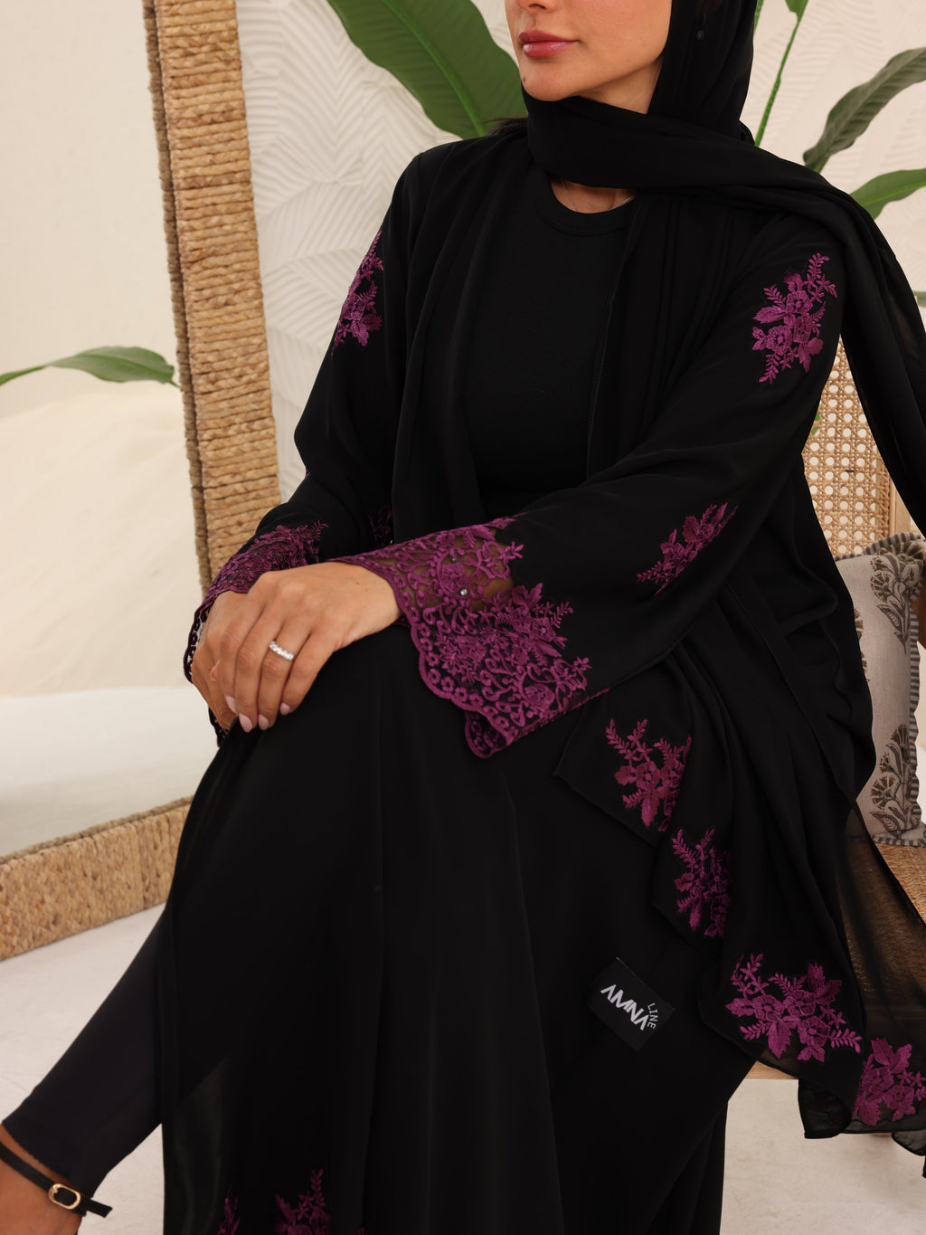 Abaya purple lace