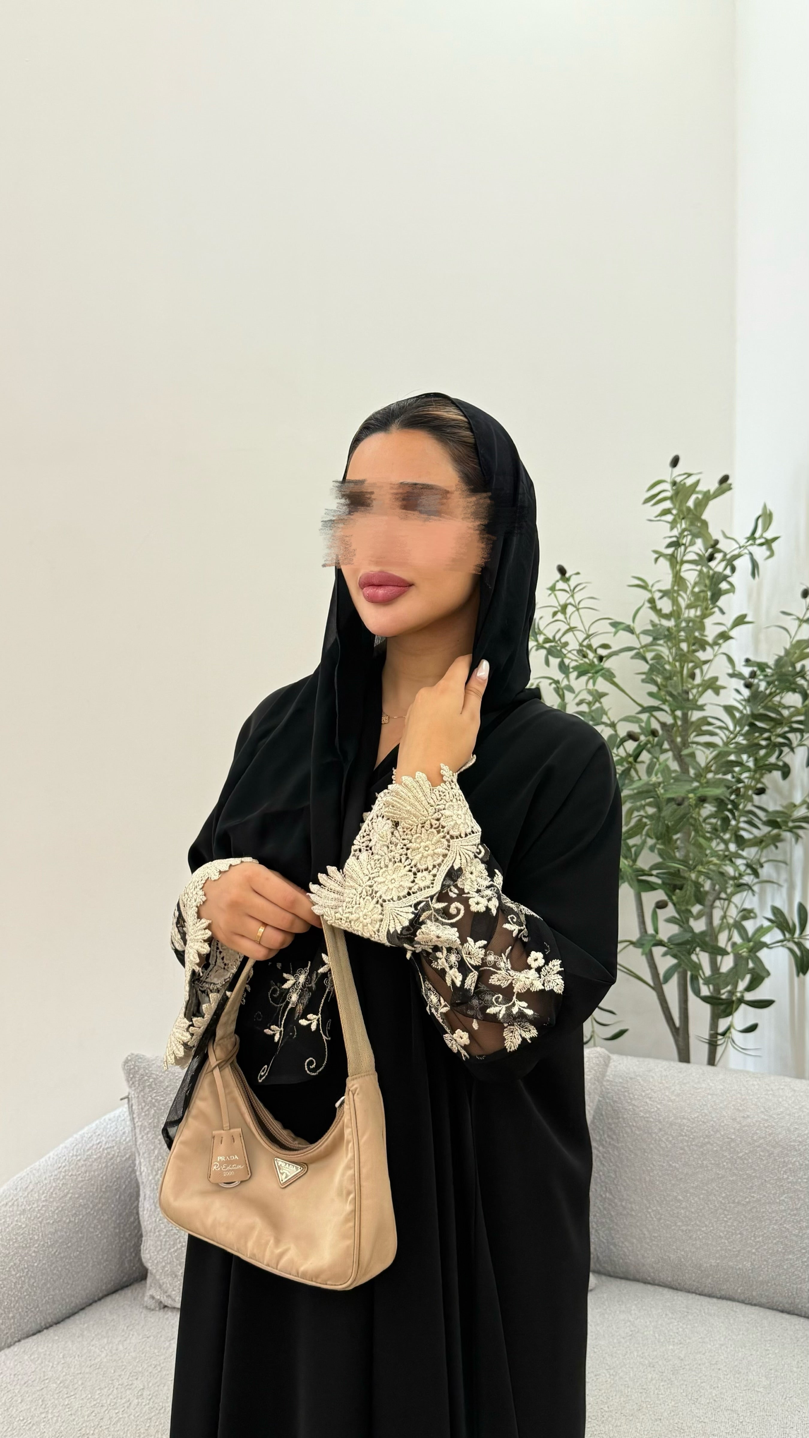Abaya 83