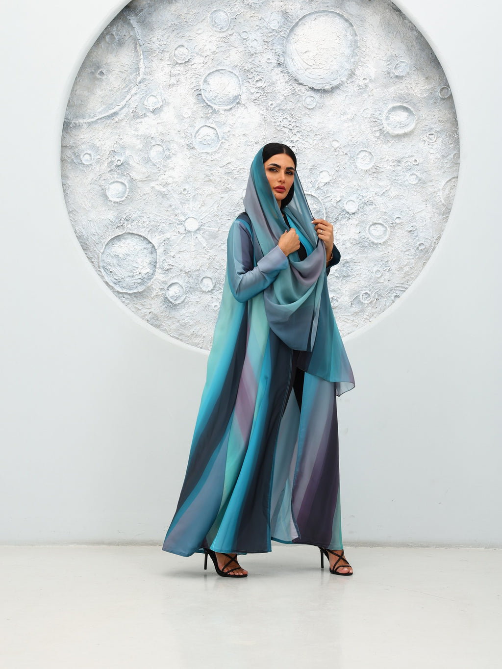 Abaya 301