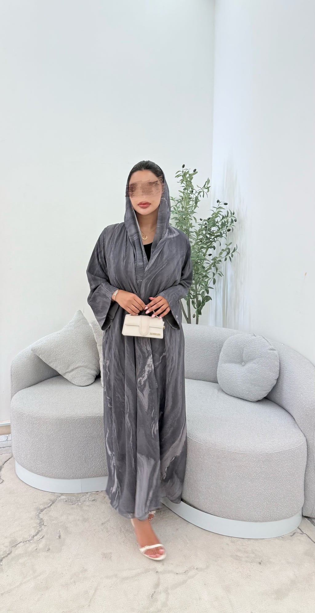 Abaya 76