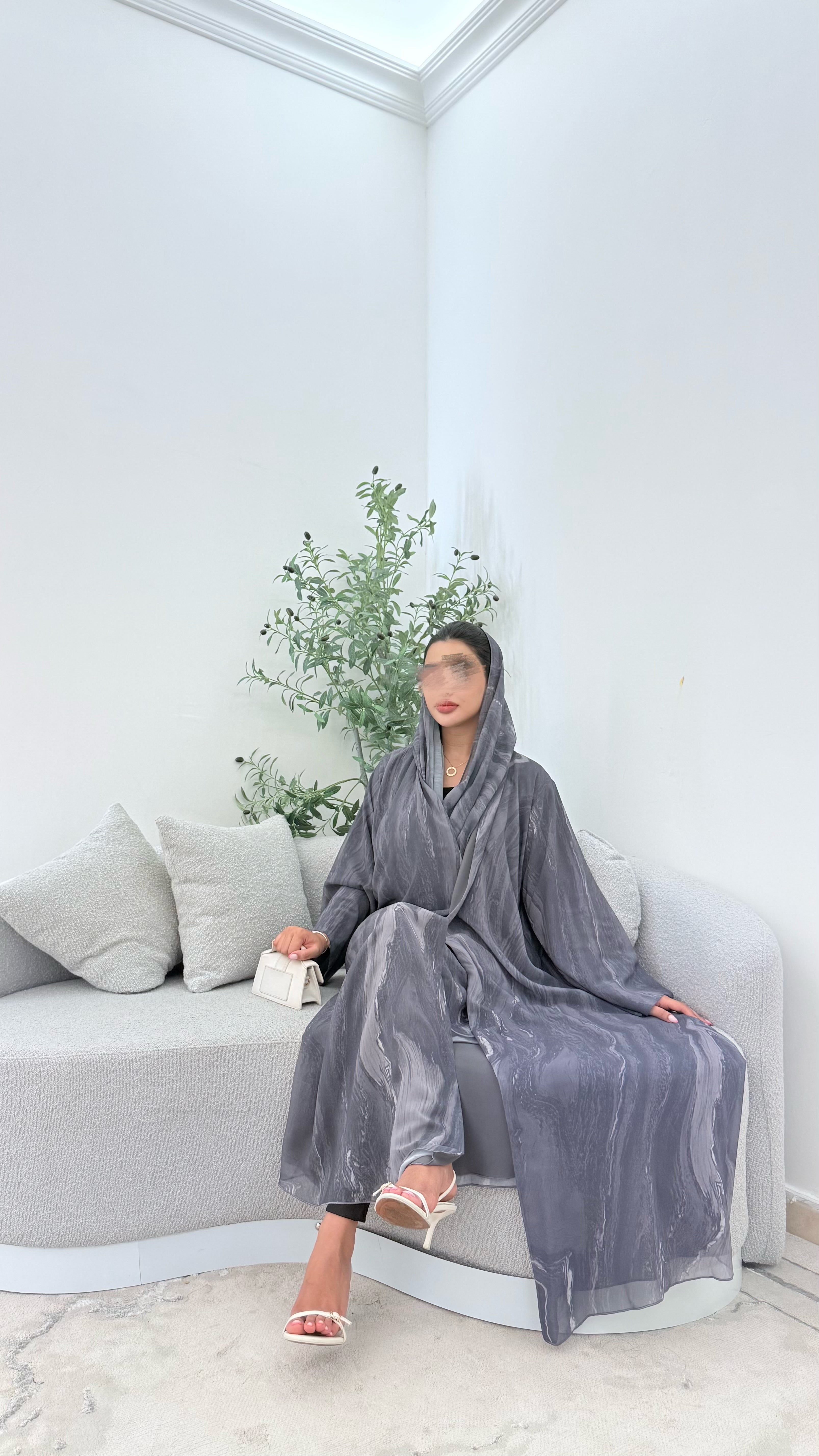 Abaya 76