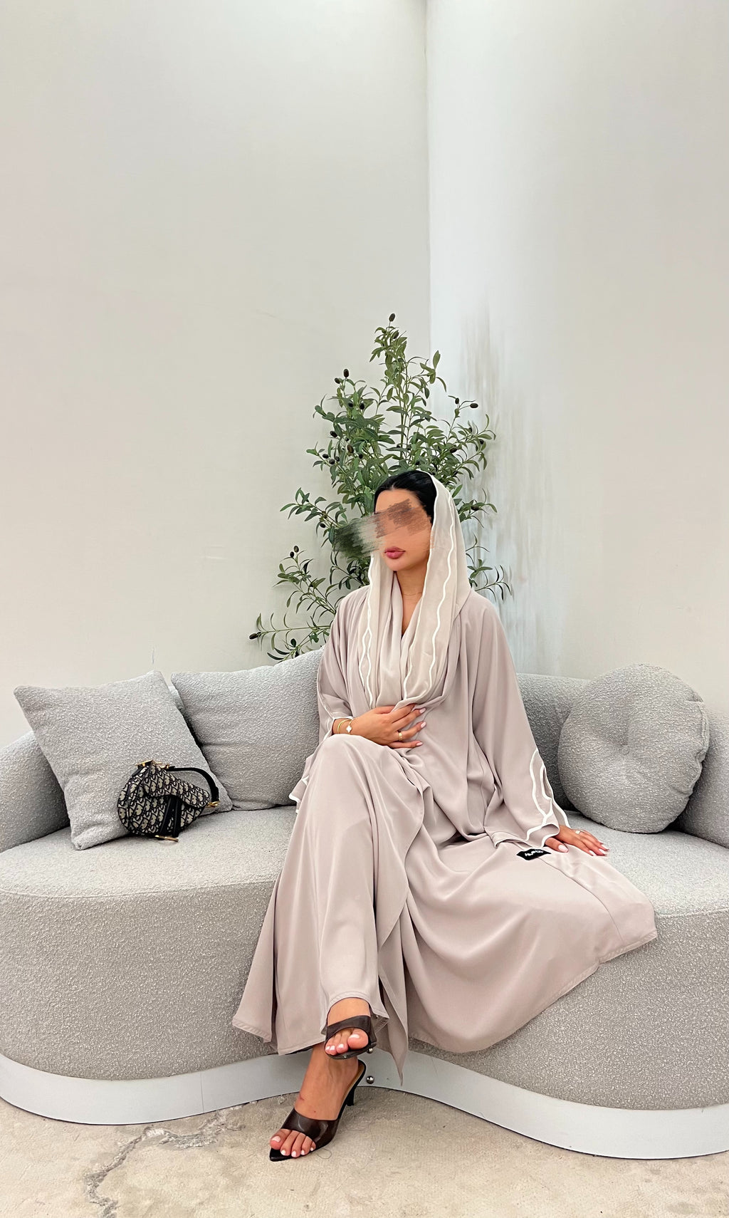 Abaya 38