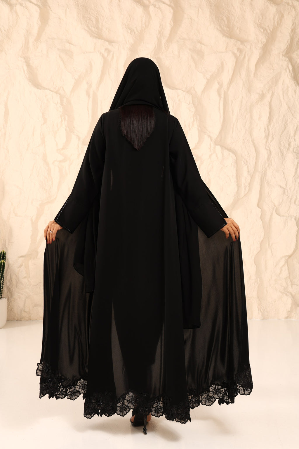 Abaya 47