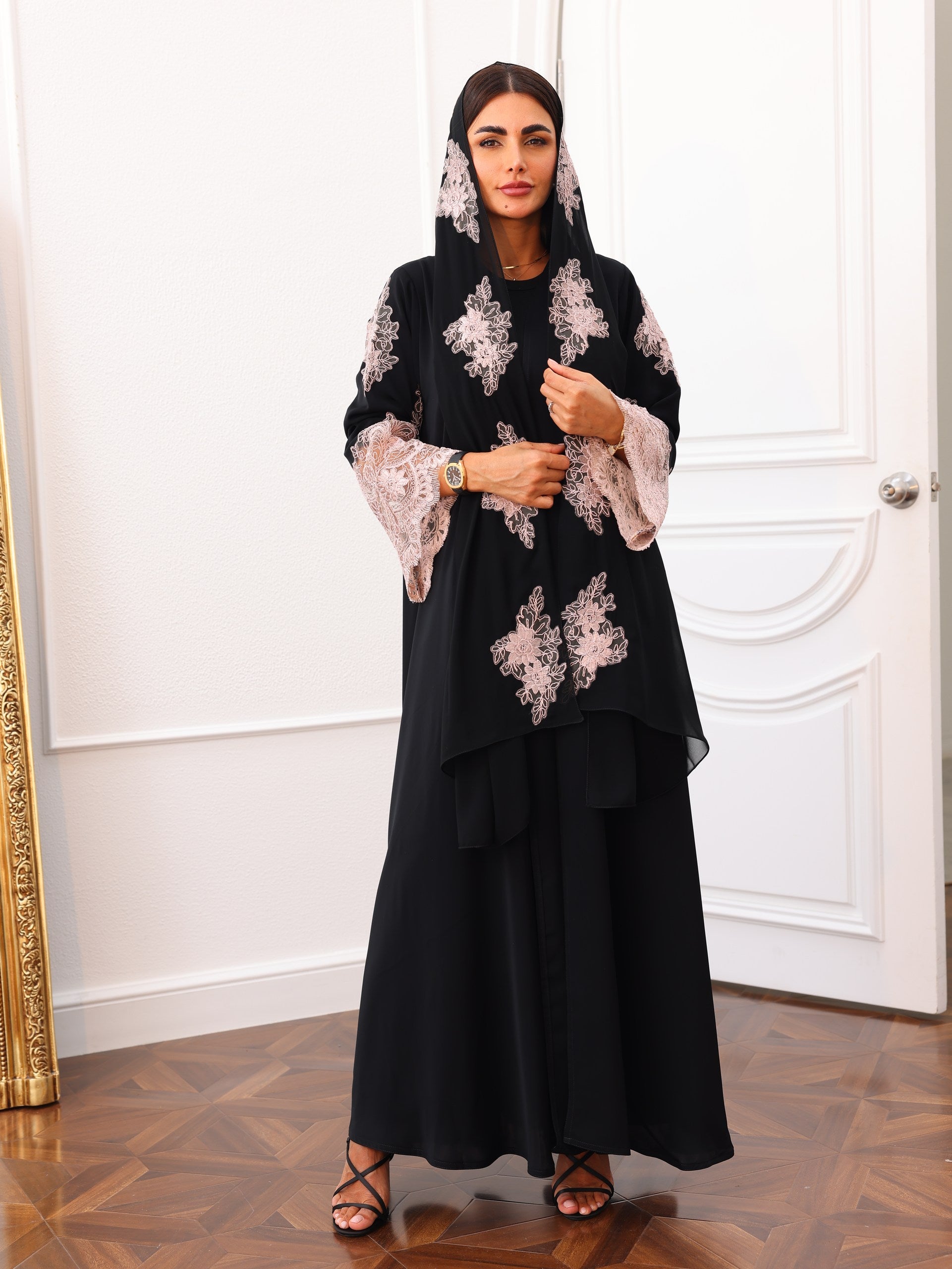 Abaya 210