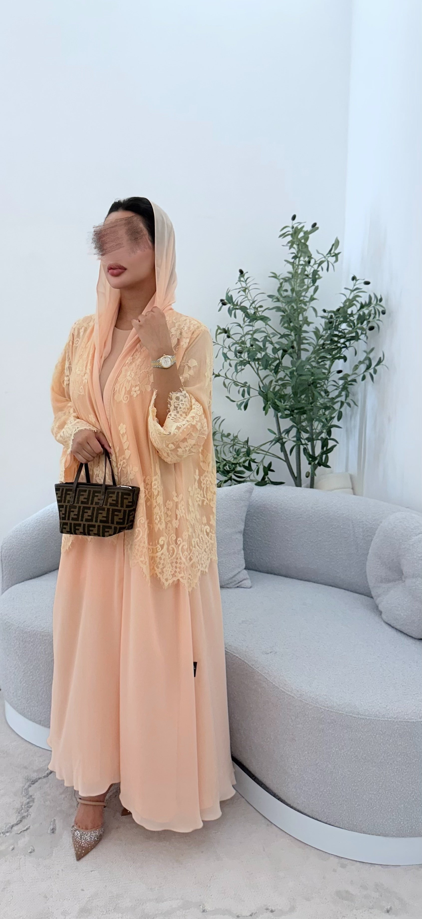 Lace abaya ( peach )