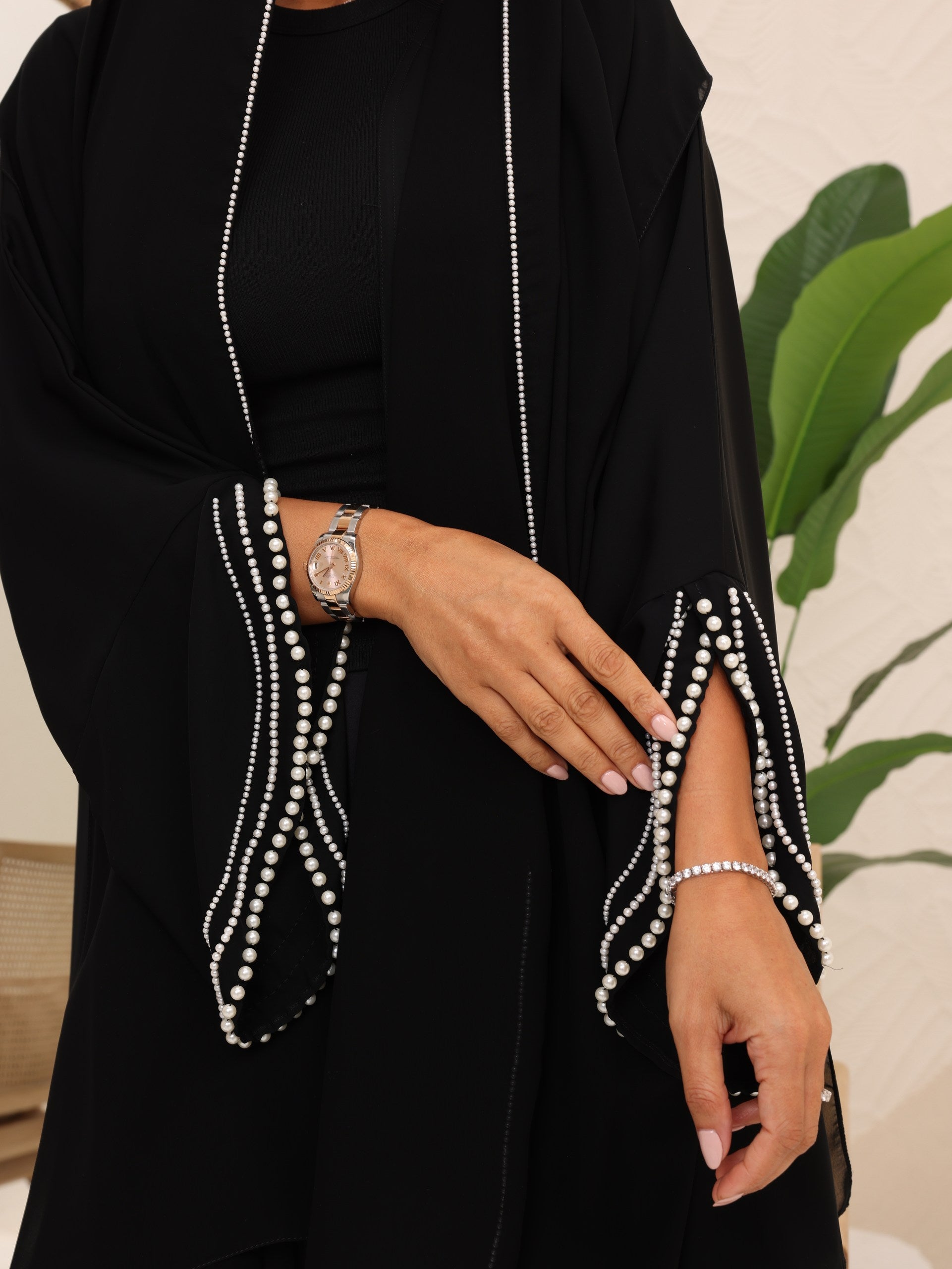 Abaya pearl