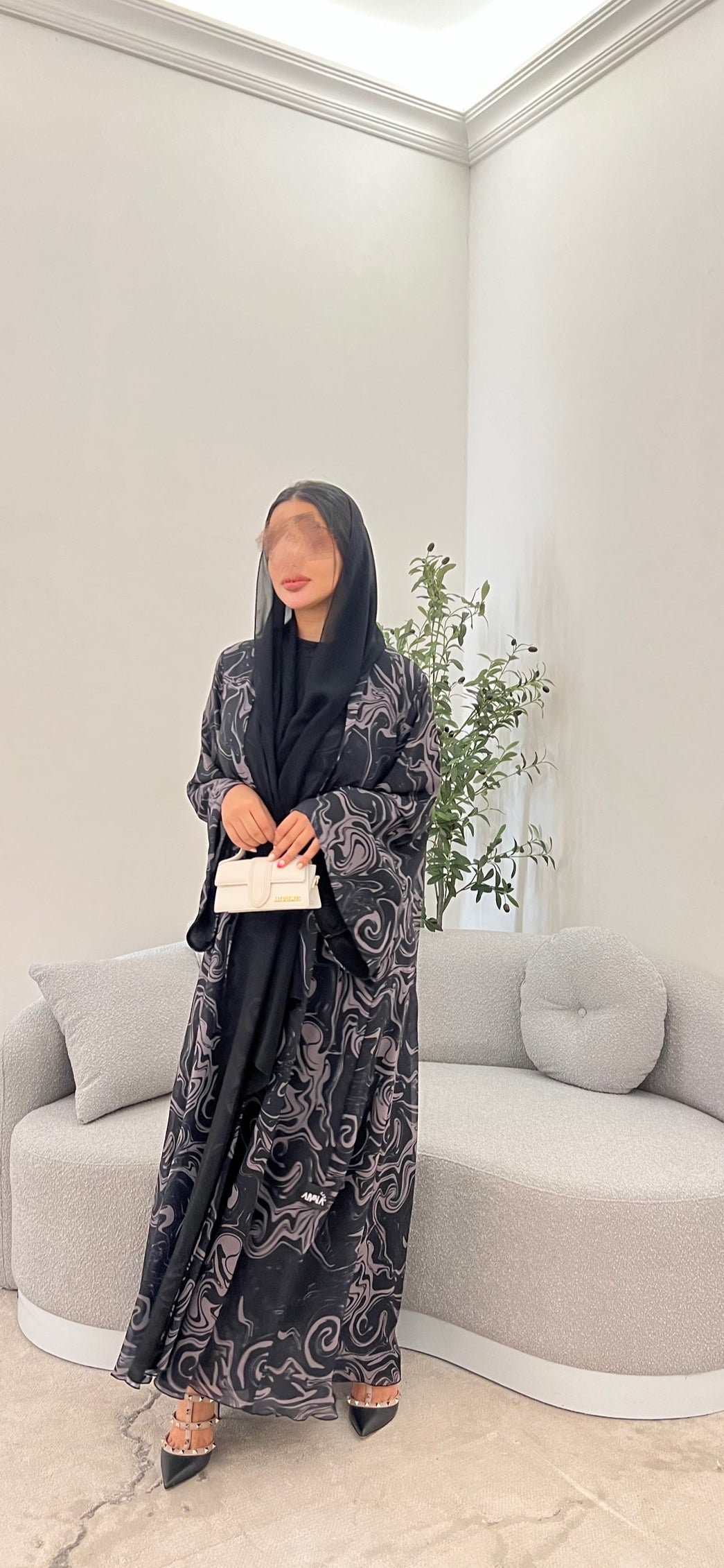 Marble abaya