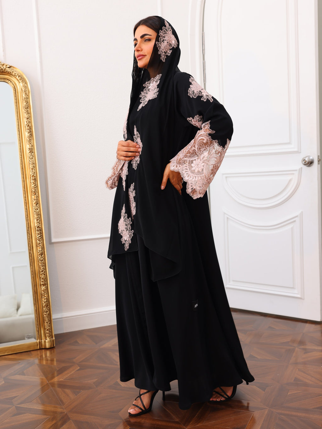 Abaya 210