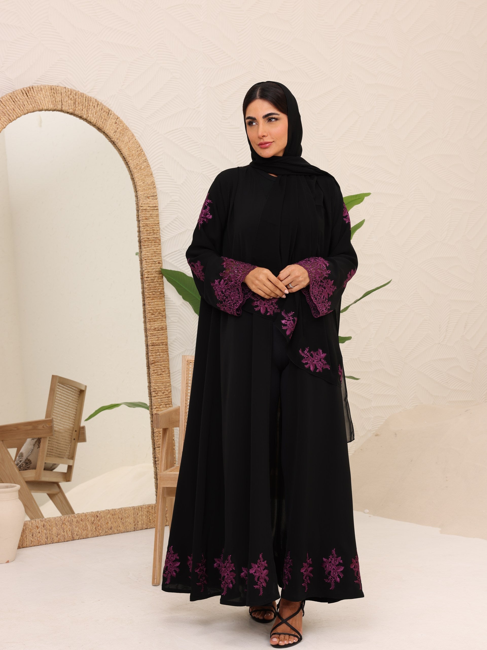 Abaya purple lace