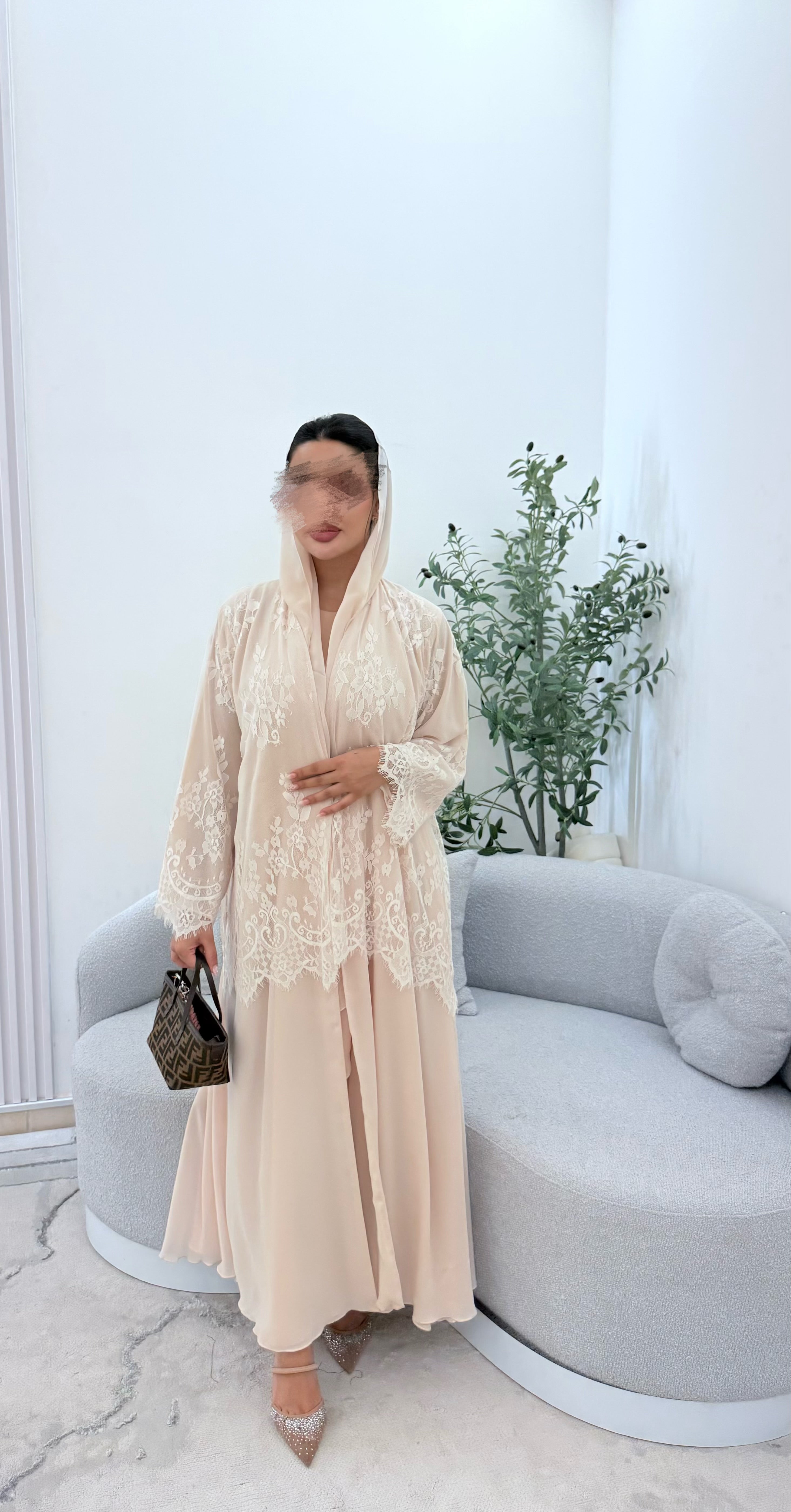 Lace abaya ( beige )