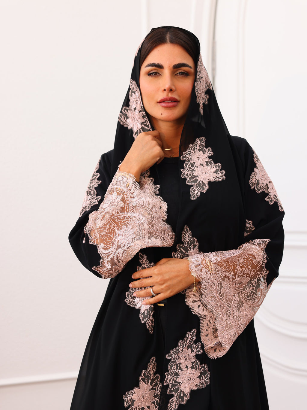 Abaya 210