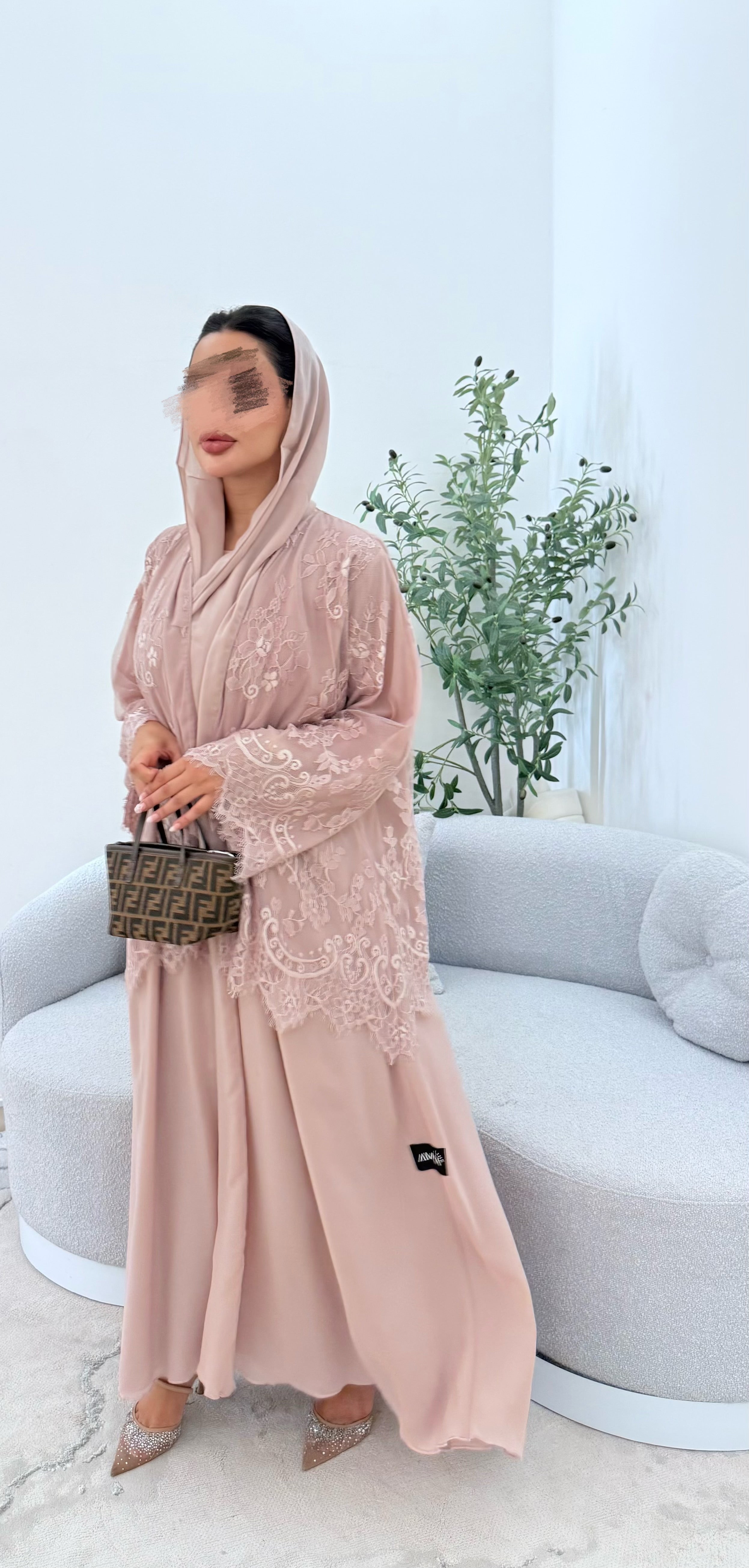 Lace abaya ( nude )