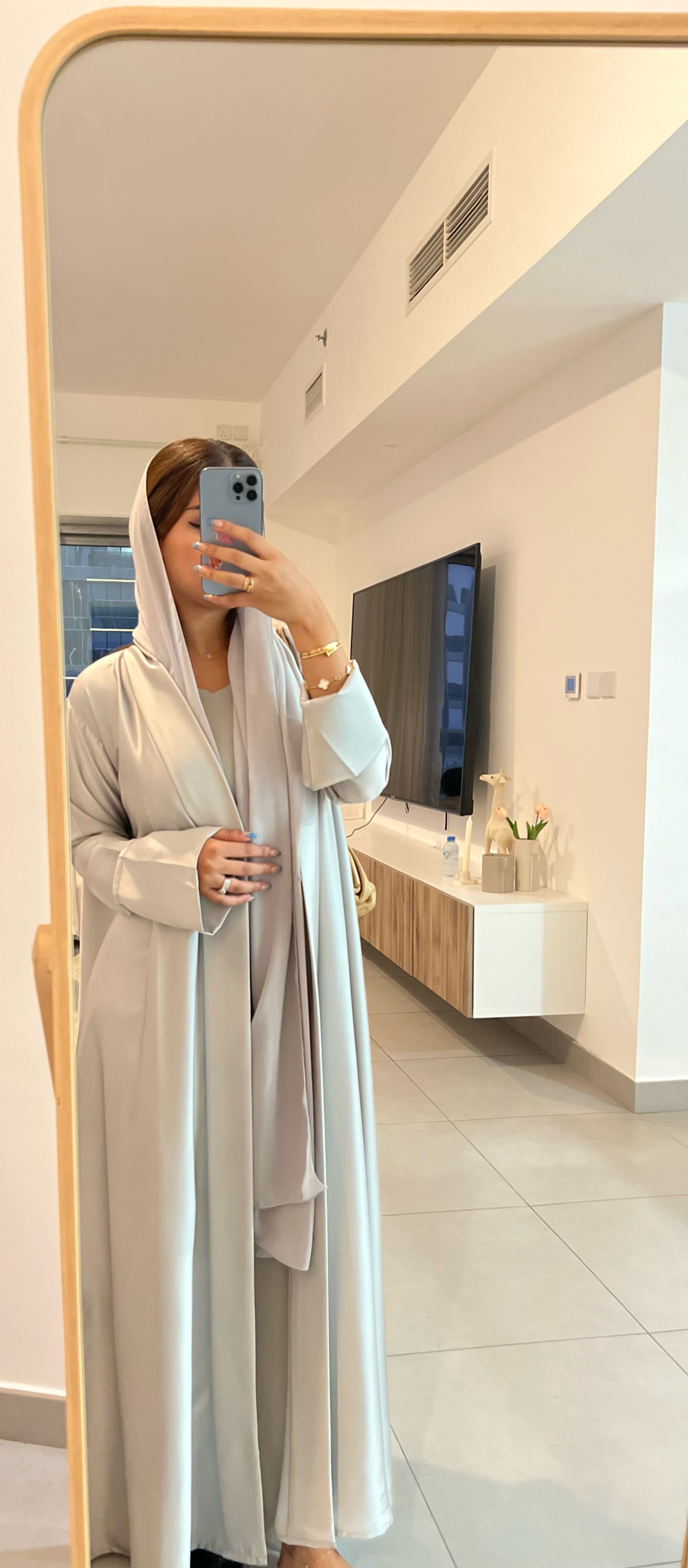 Silk abaya