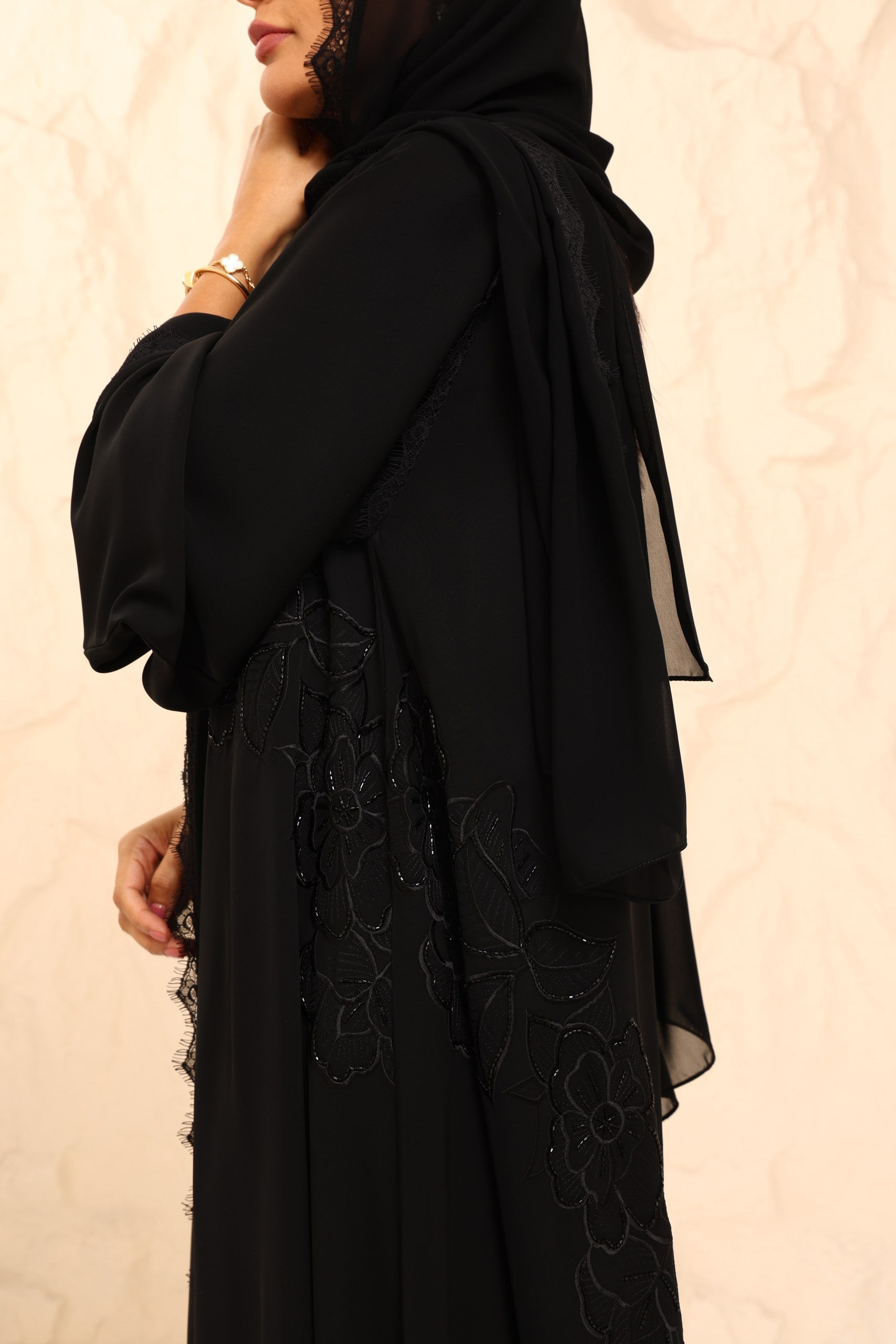 Abaya 45