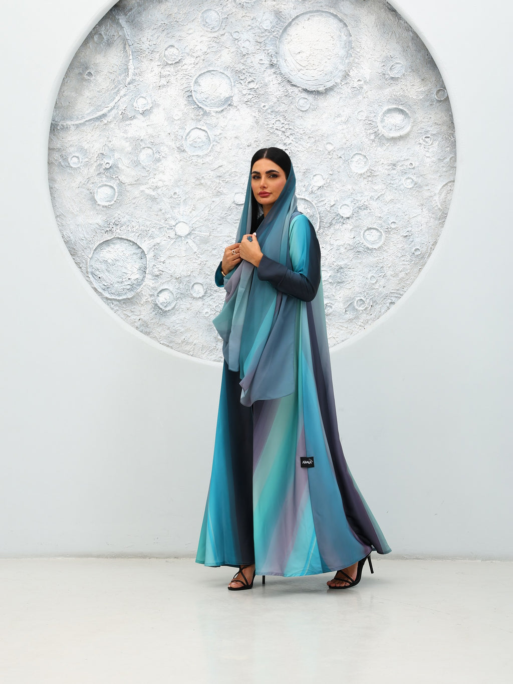Abaya 301
