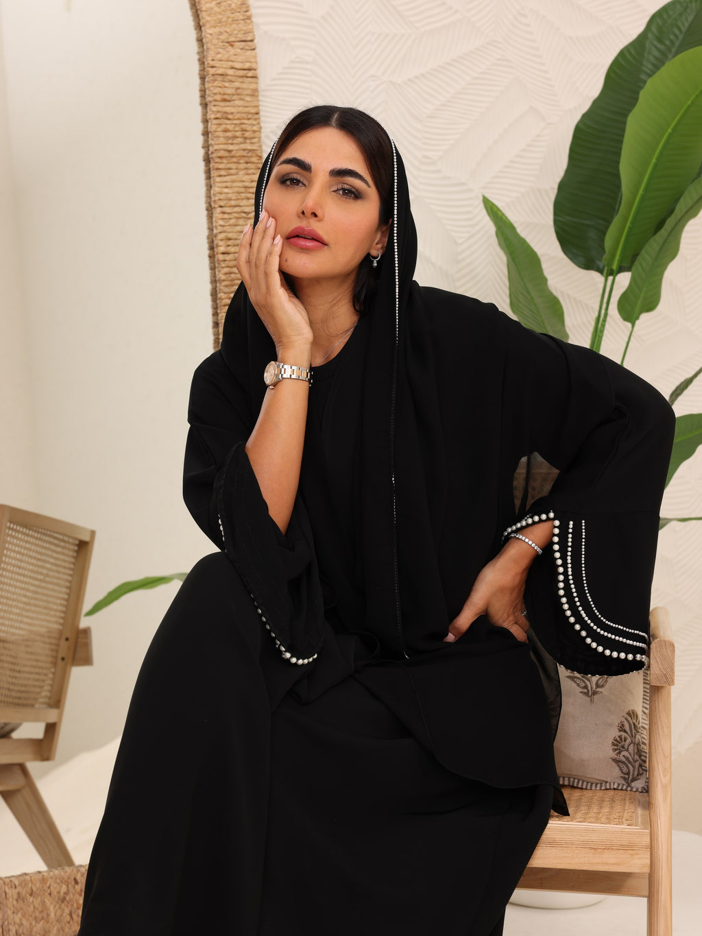 Abaya pearl