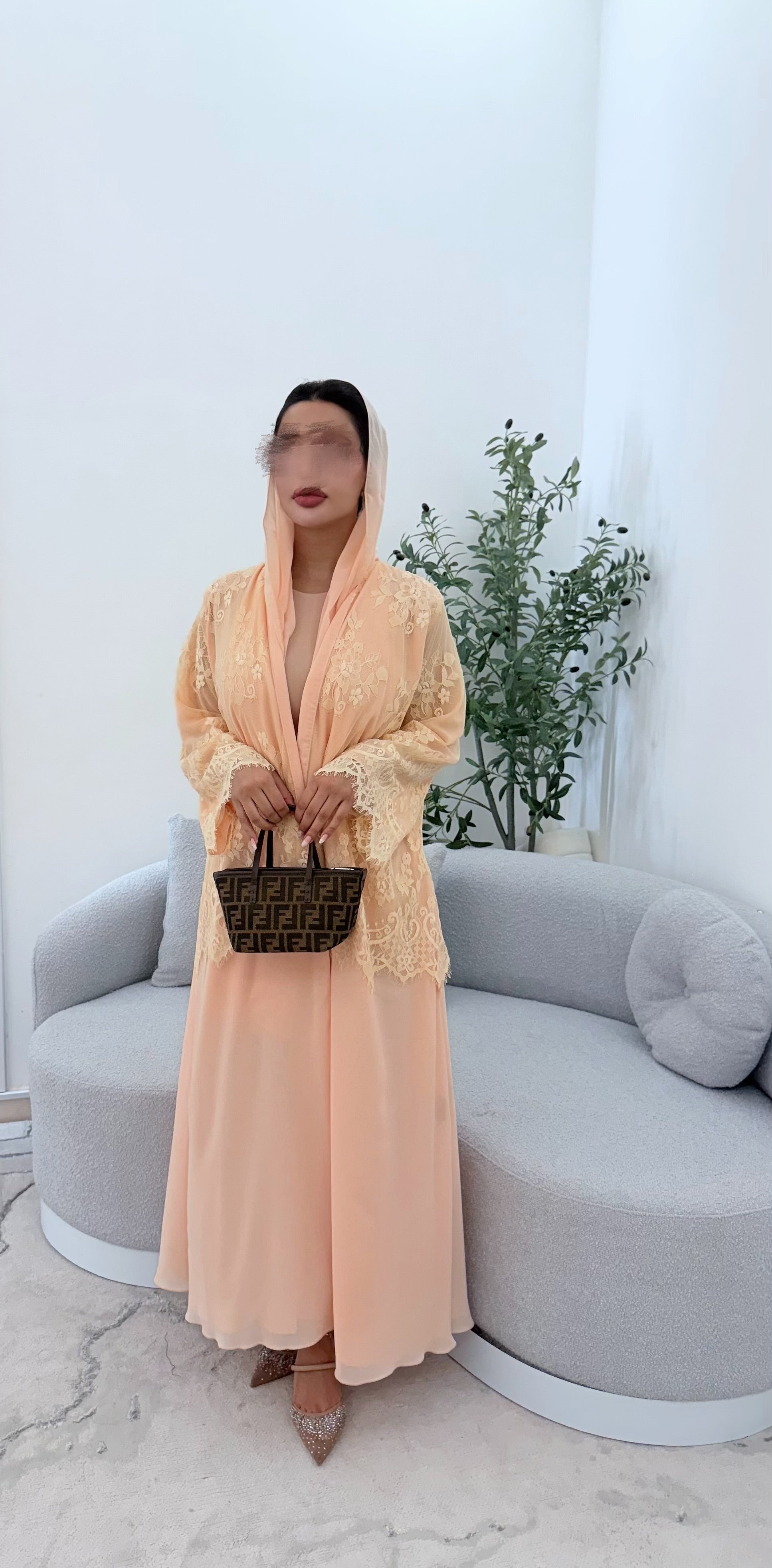Lace abaya ( peach )
