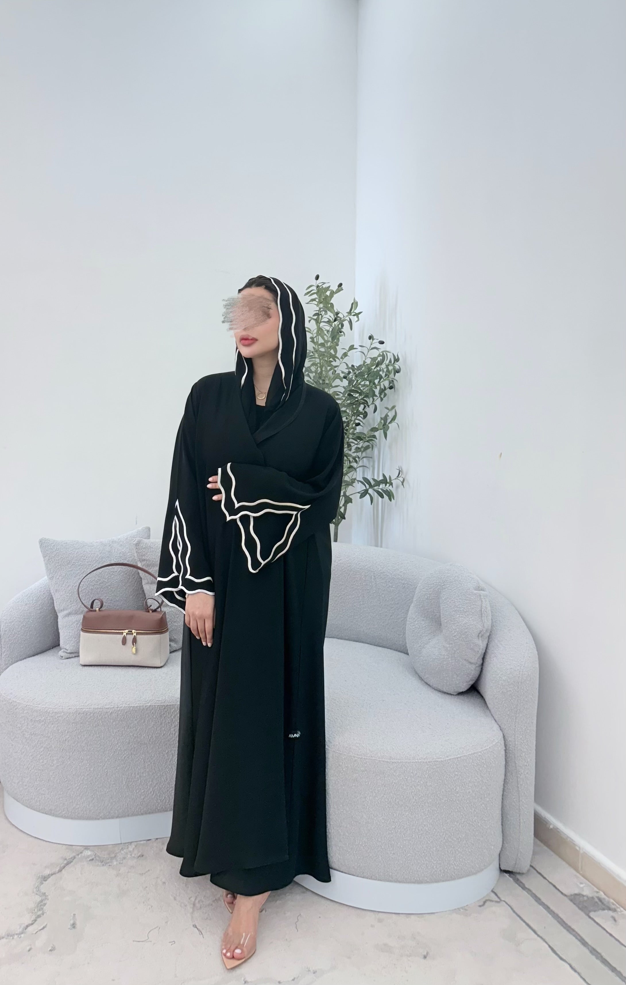 Abaya 82