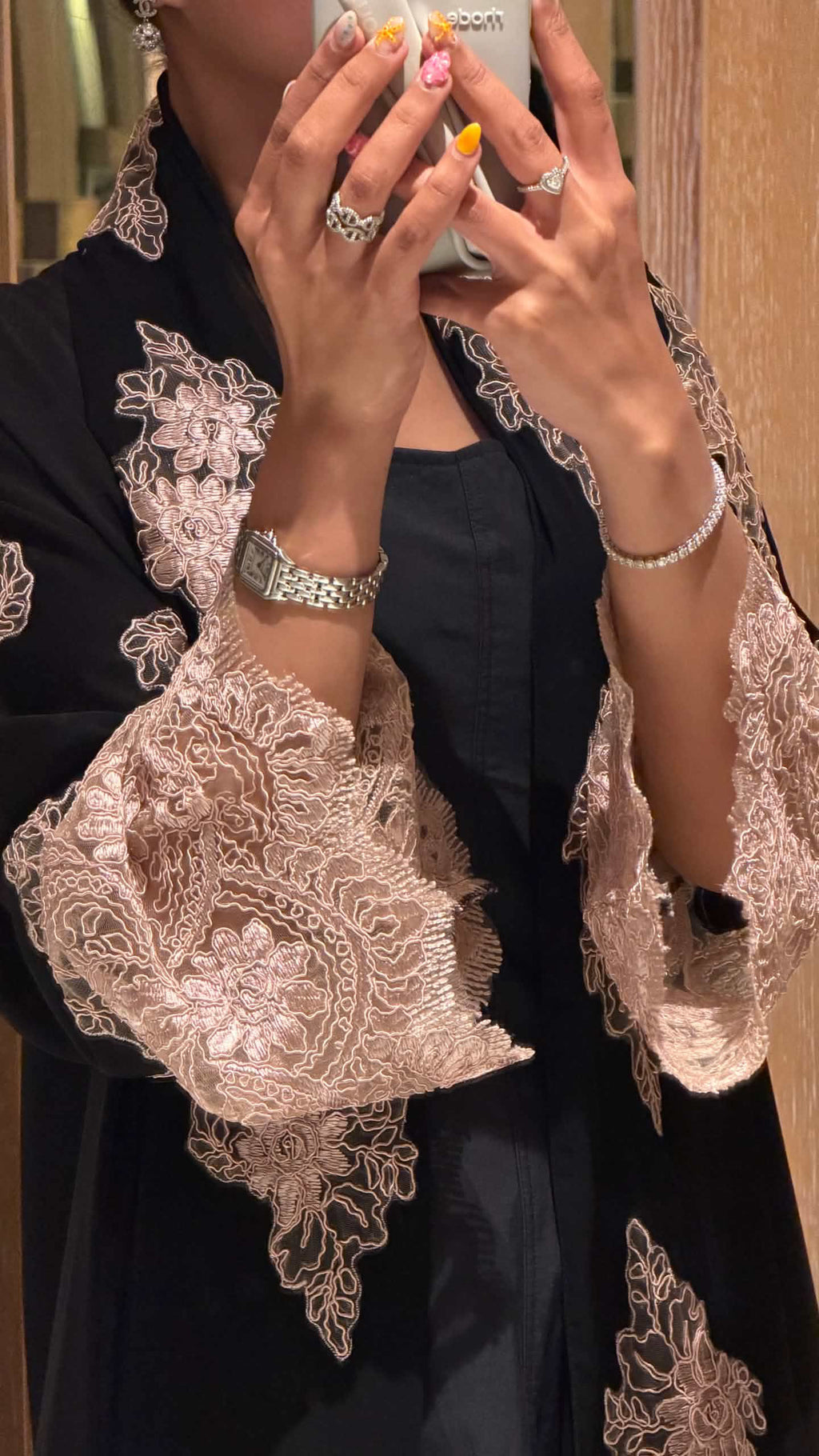Abaya 210