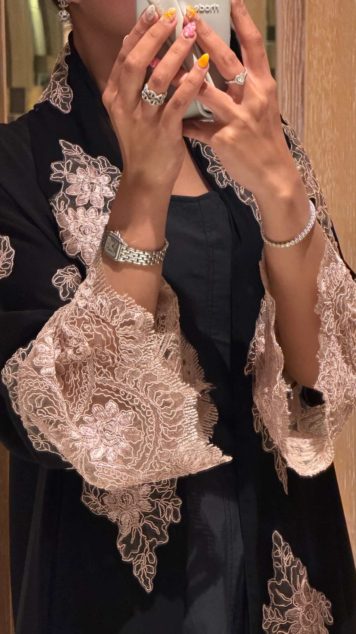 Abaya 210