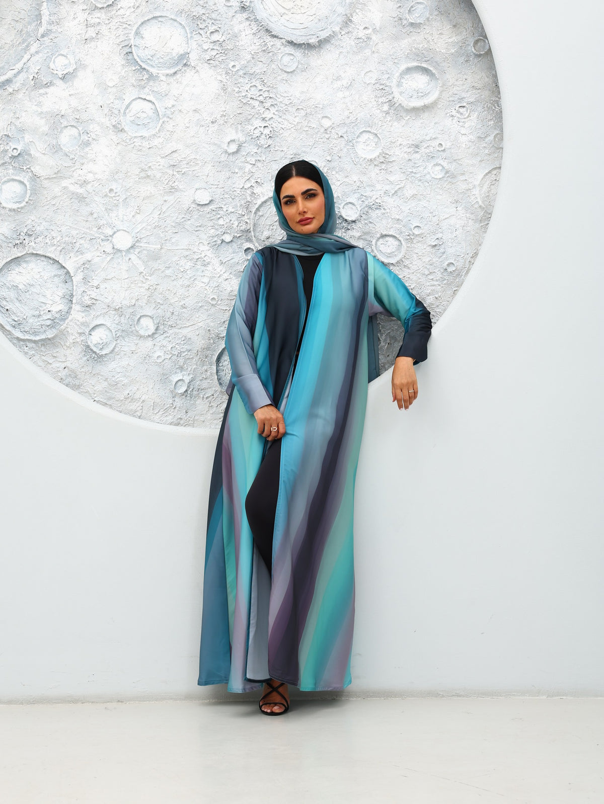 Abaya 301