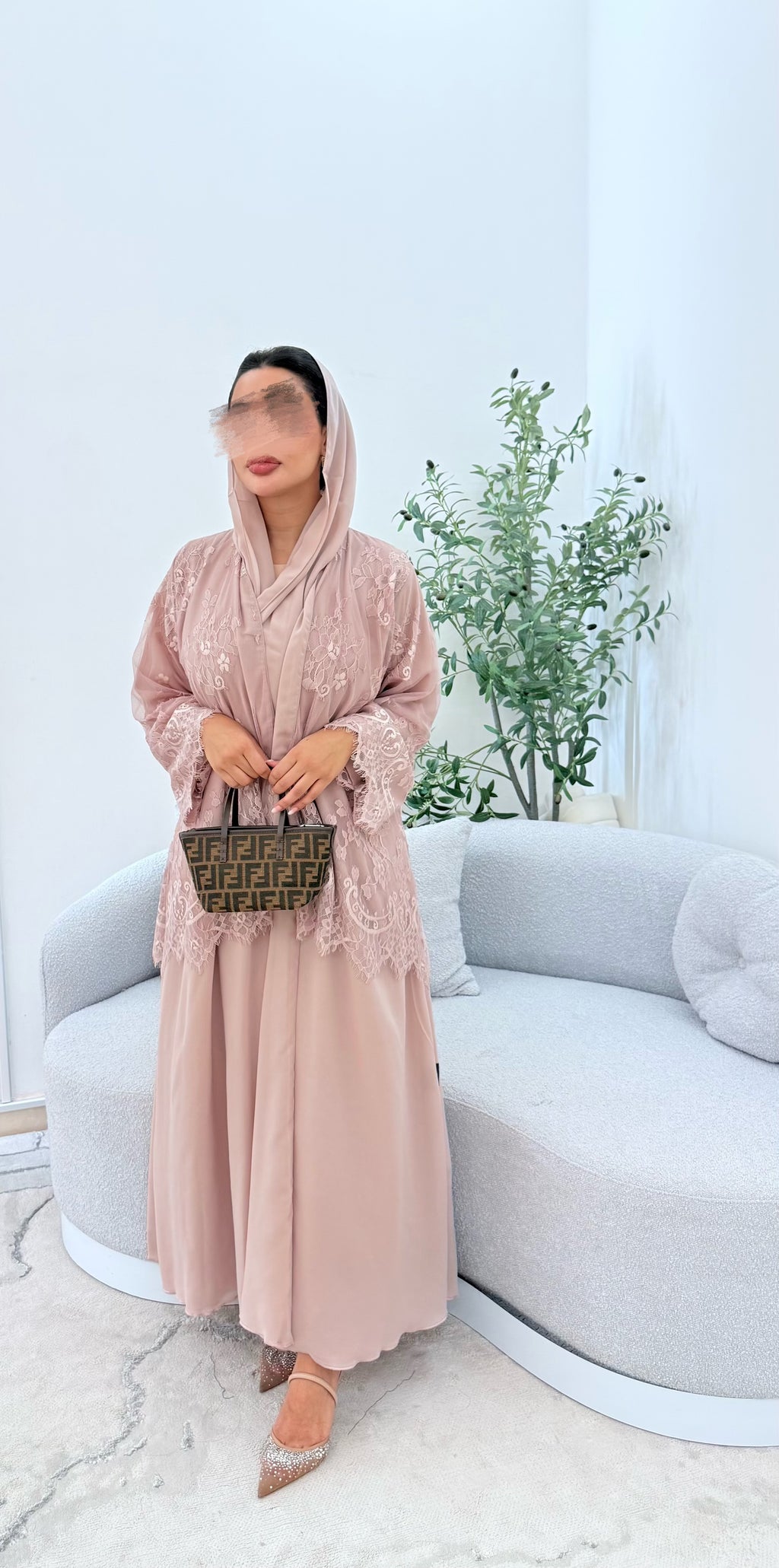 Lace abaya ( nude )