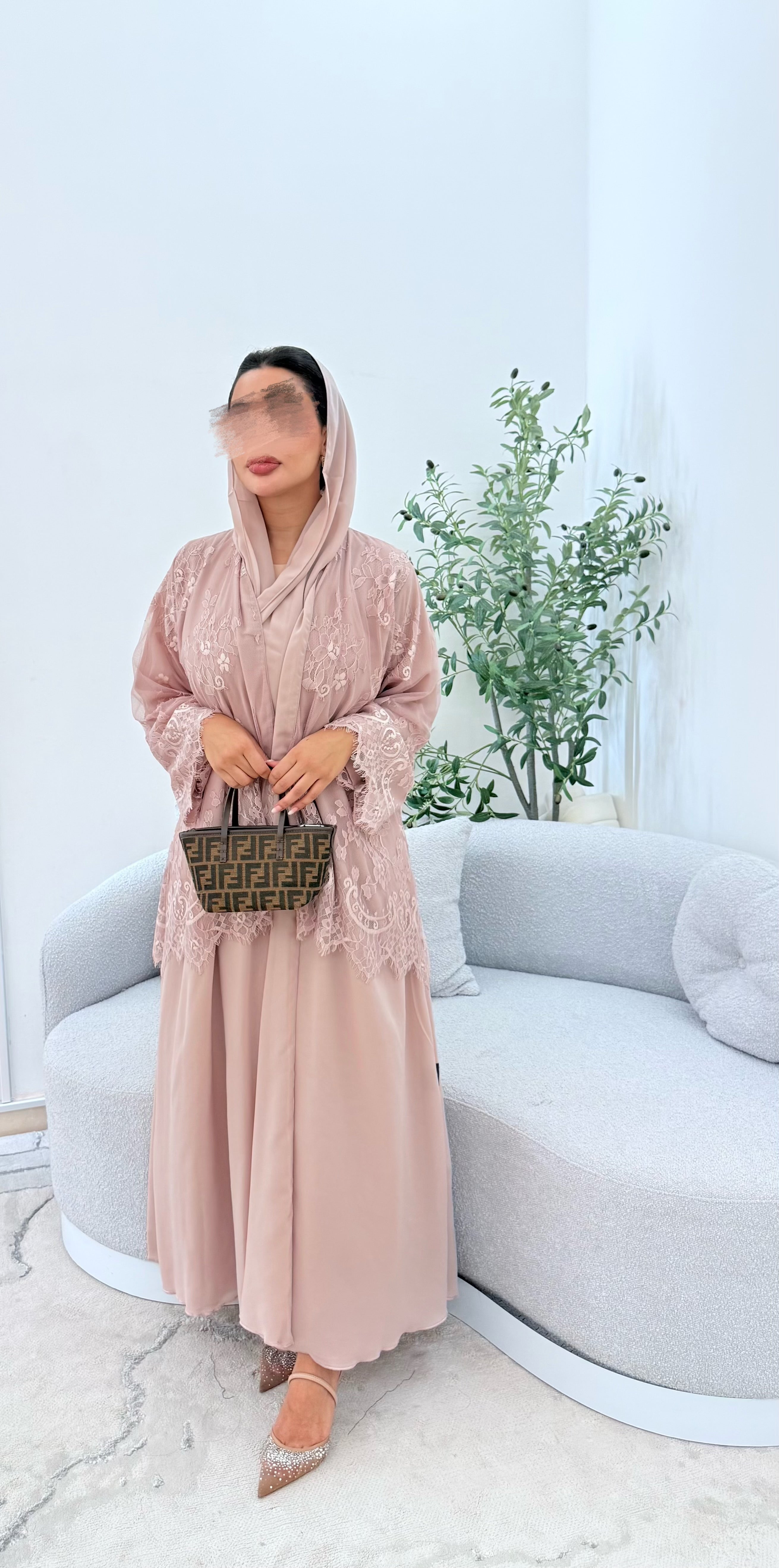 Lace abaya ( nude )