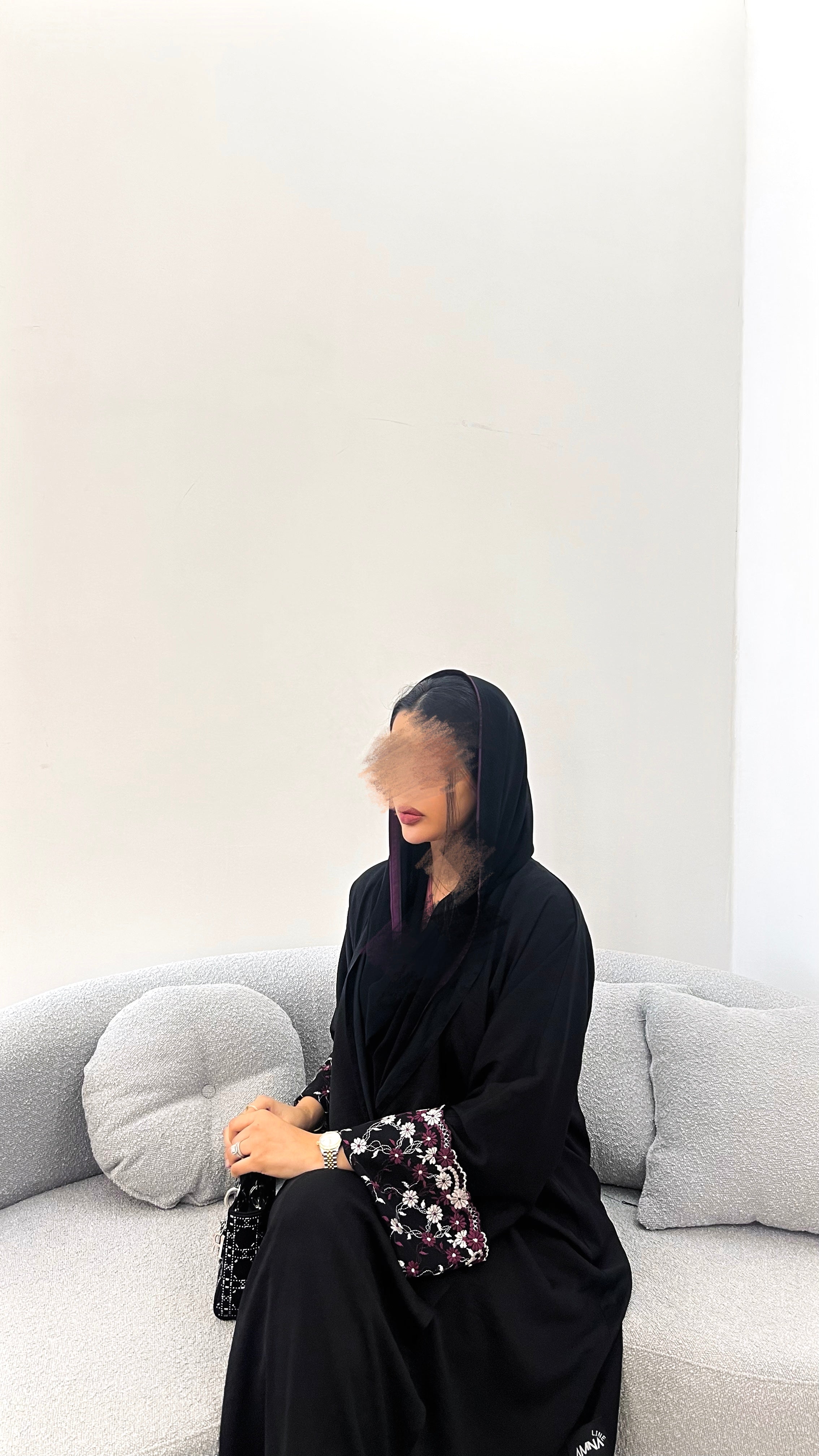 عباية تطريز ورد